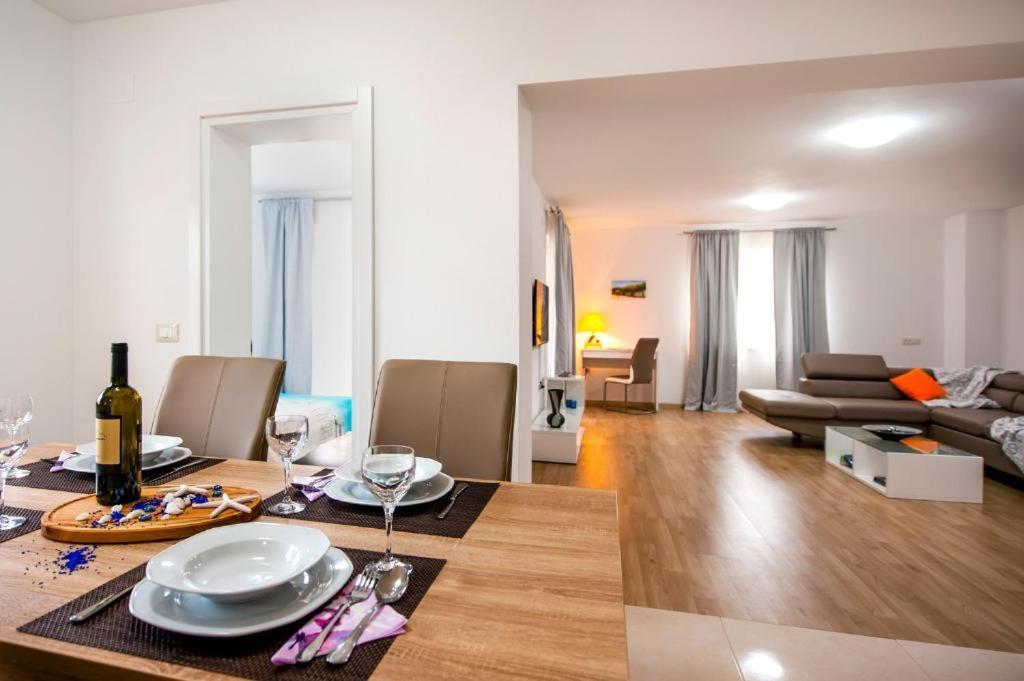 Aria Room And Apartmant Fuga Rovinj Exteriör bild